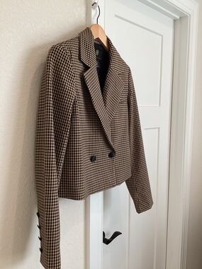 NWOT House of Harlow 1960 Crop Blazer Houndstooth Black Tan New Without Tags XS